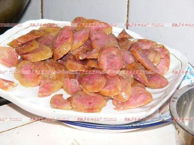 匠心傳承，臘味飄香 探秘安徽廬香臘味坊的純天然香腸